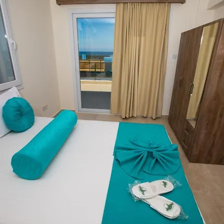 Royal Life * Agios Georgios (Famagusta)
