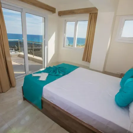 Royal Life * Agios Georgios (Famagusta)
